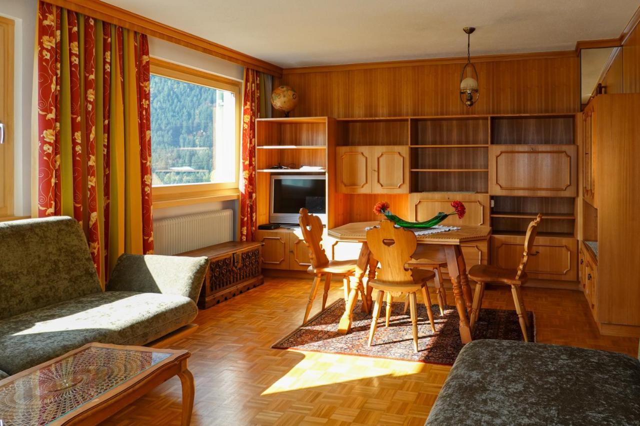 Waldchalet Steinbock Sankt Anton im Montafon Dış mekan fotoğraf